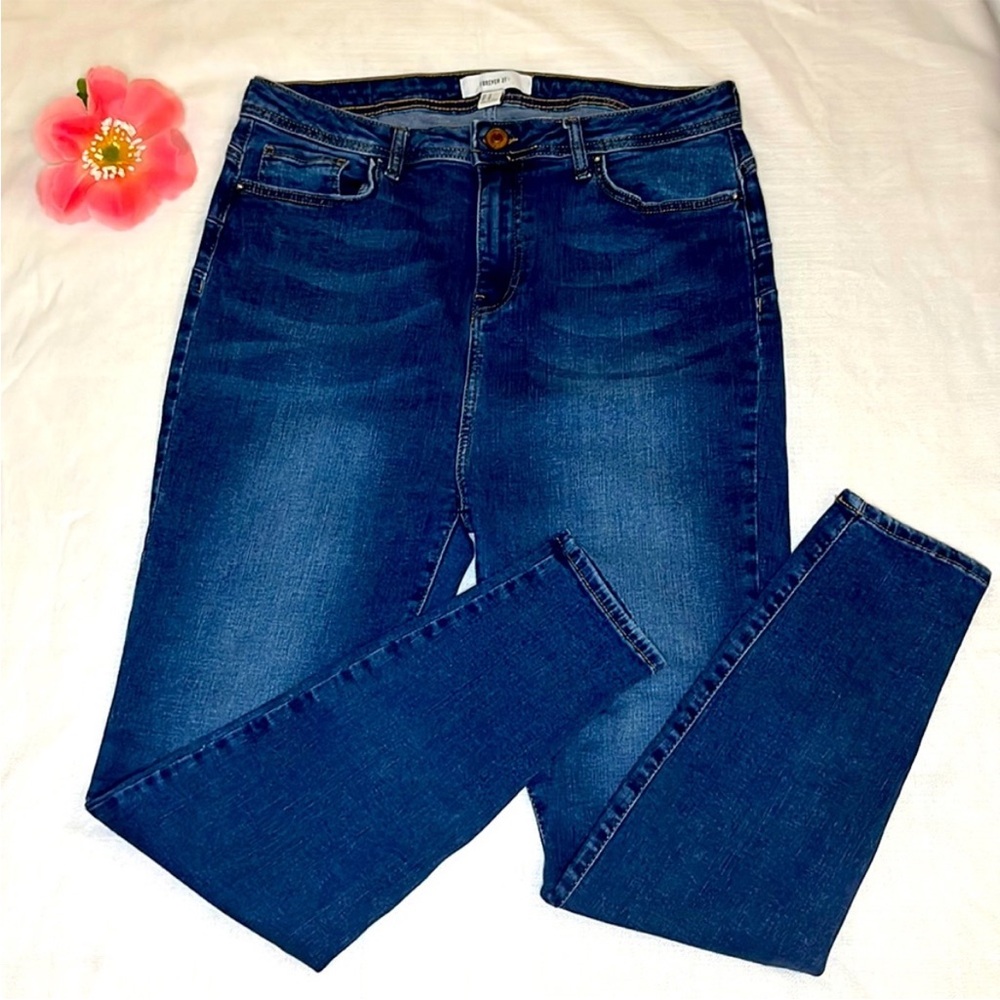 Classic Blue Women's Jeans